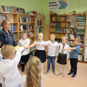 pokaż obrazek - Pasowanie na czytelnika